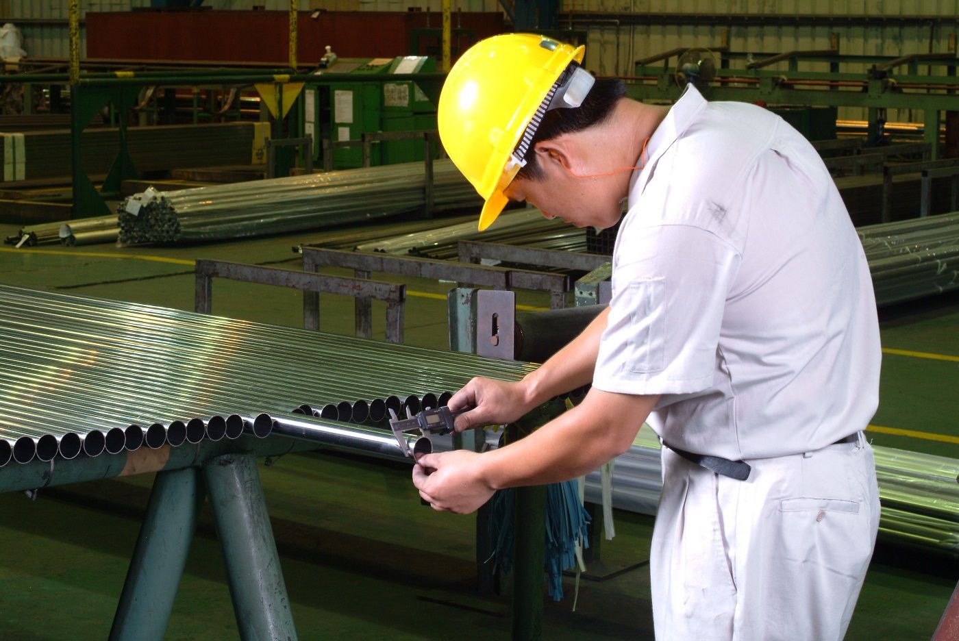 How to Choose Nickel Alloy Tubes